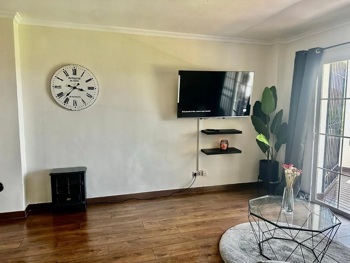 Orion By Holiday Homes Malaga 0*,